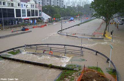 20110606.082437_flood_dawntan.jpg