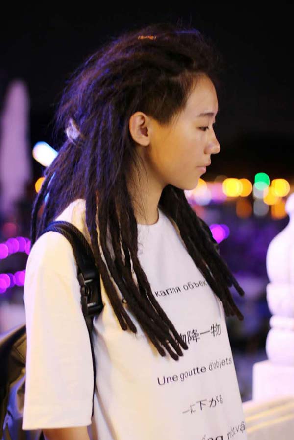 Harbin Stylist Outfitting Chinese With Dreadlocks China