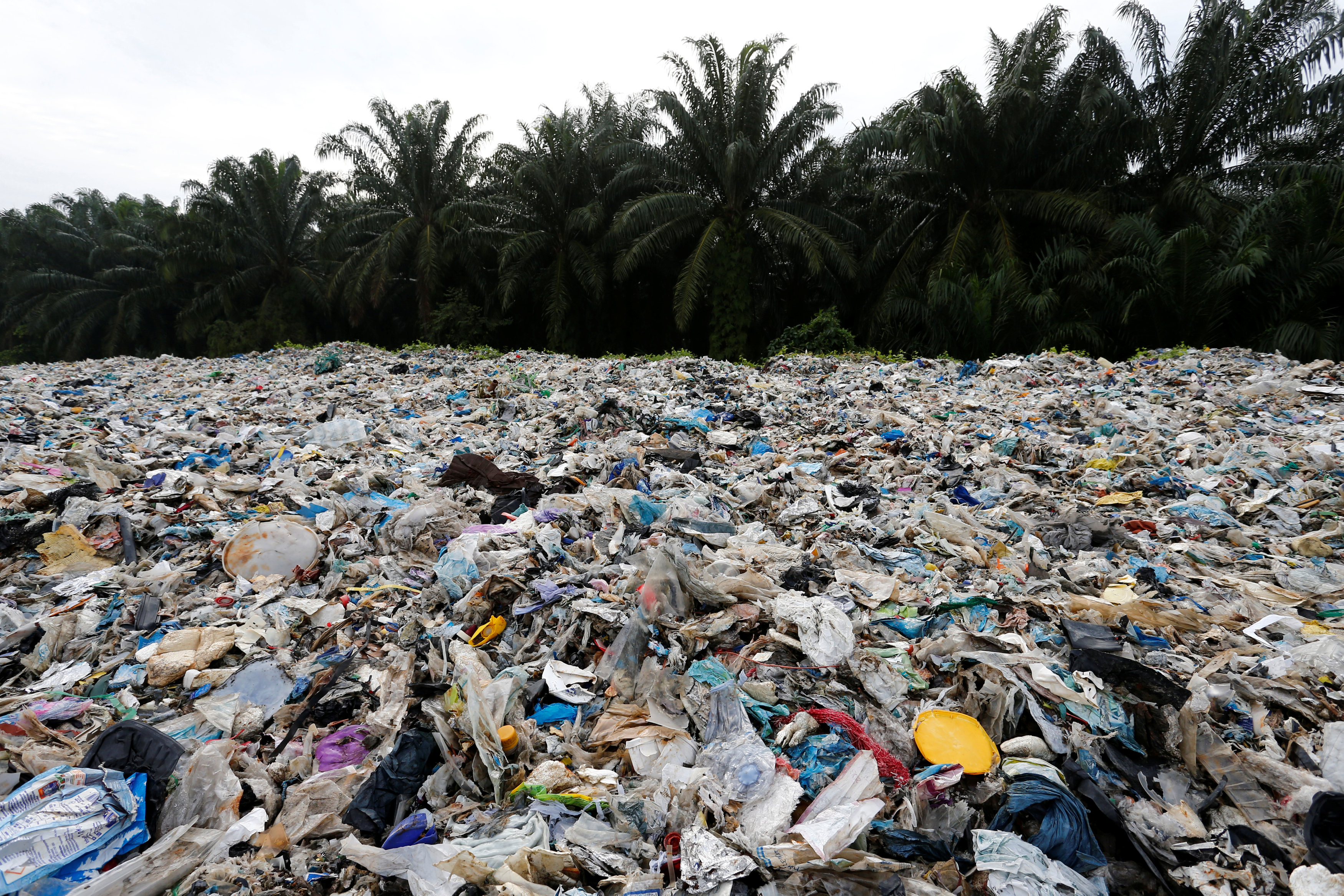 Swamped With Plastic Waste Malaysia Struggles As Global Scrap Piles Up 