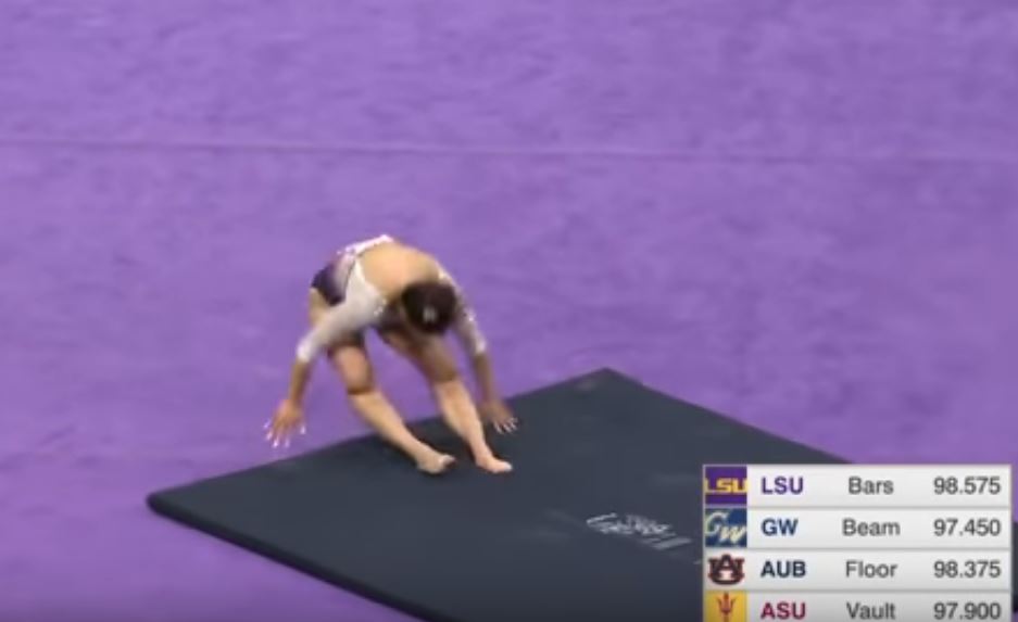 US Varsity Gymnast Seriously Injures Both Legs In Horrific Fall World News AsiaOne