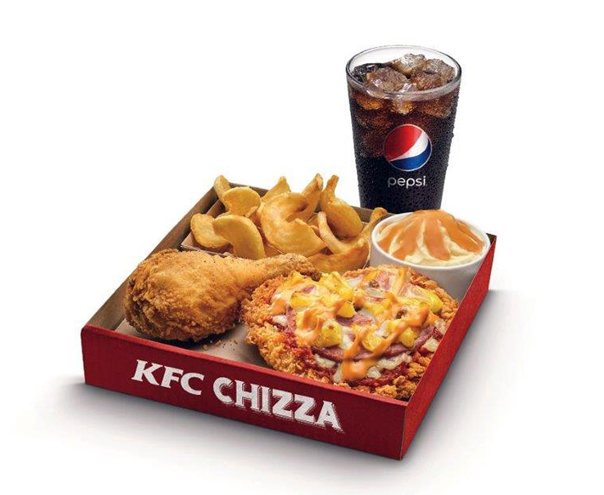 Kfcs Fried Chicken Pizza Finally In Singapore Food News Asiaone 4152