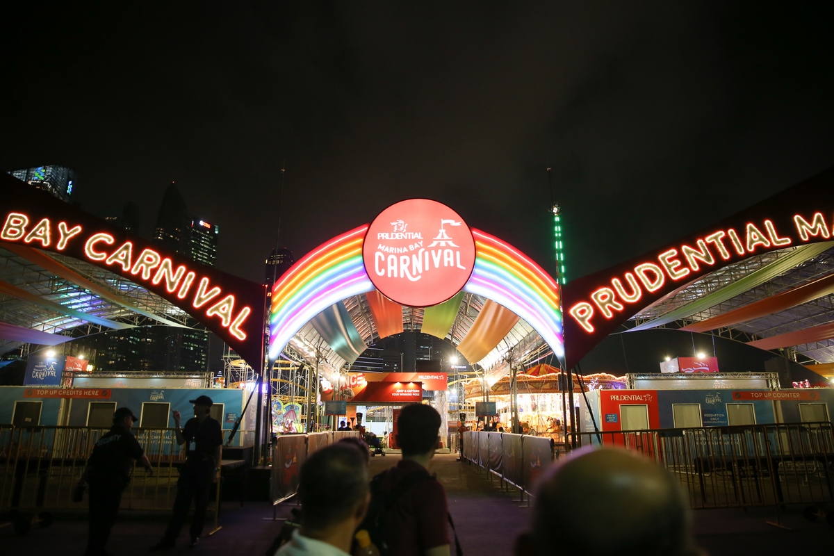 Singapore's biggest carnival opens at Marina Bay, News - AsiaOne