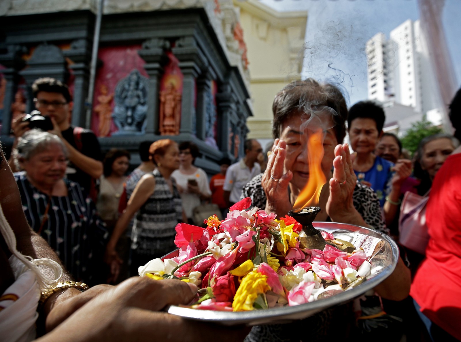 Heres How Diwali Or Deepavali Is Celebrated Around The World News