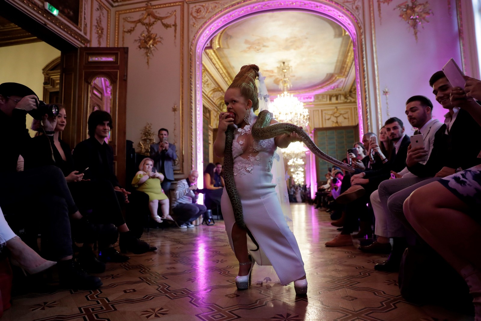 Challenging Beauty Standards Dwarf Fashion Show Kicks Off Paris