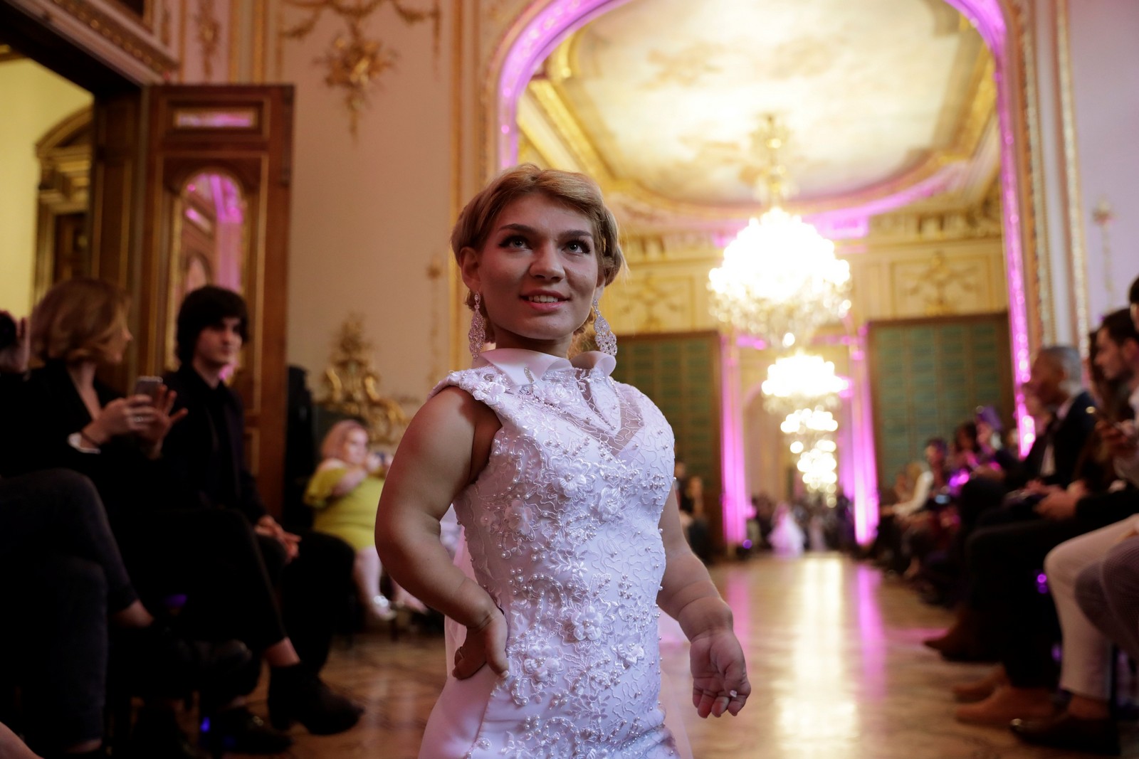 Challenging Beauty Standards Dwarf Fashion Show Kicks Off Paris