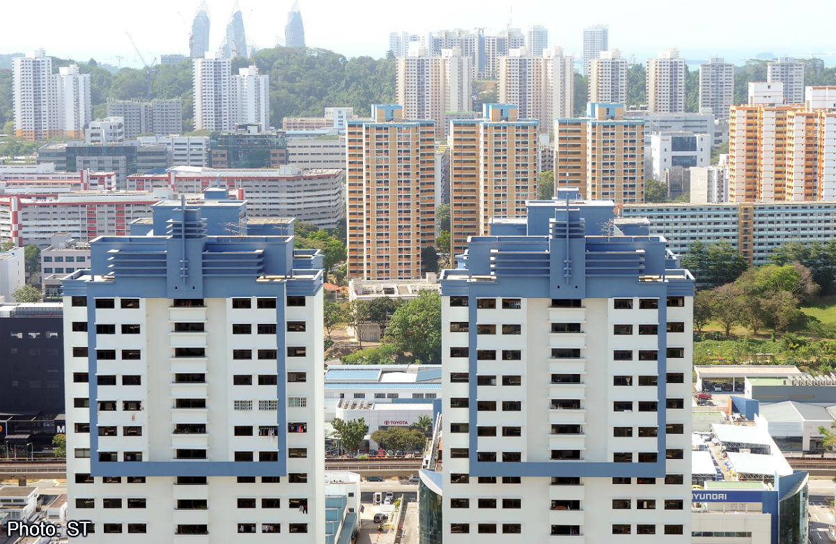 Resale prices of HDB flats fall 1.0% in Q1 | Globoble - News.