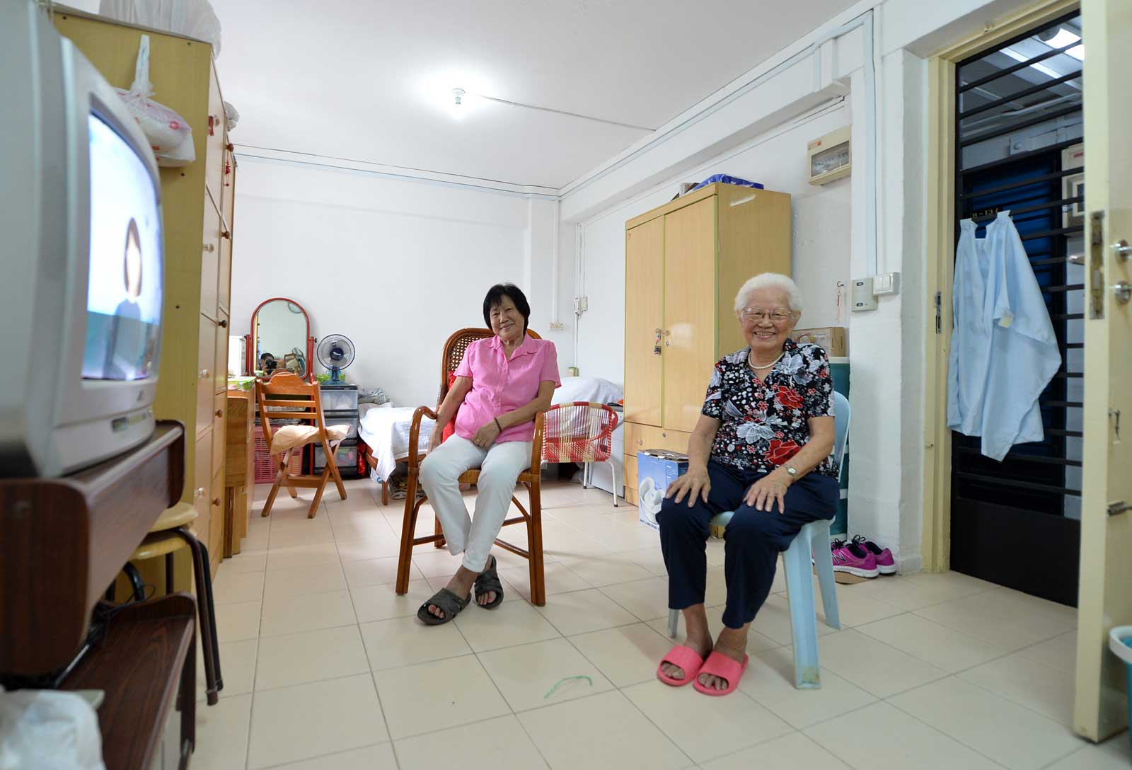 Many Elderly Flat Mates Face Trouble Getting Along