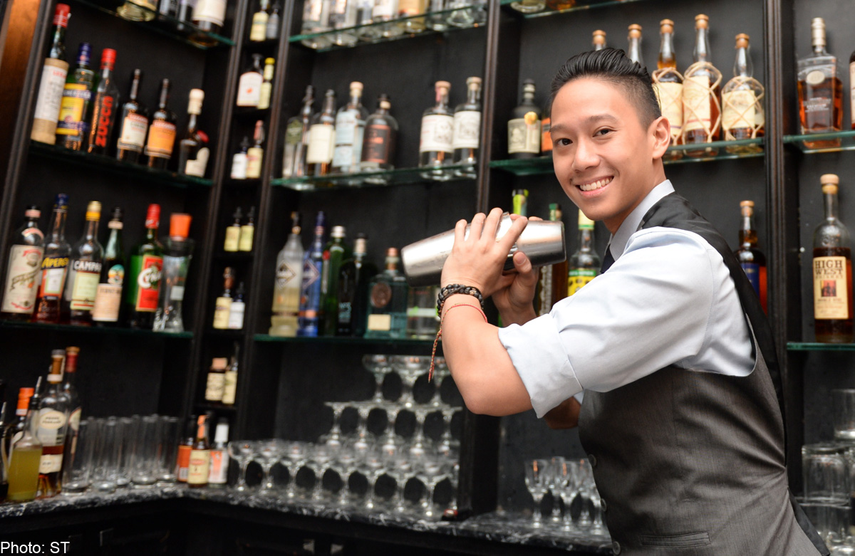 bartender-with-swag-singapore-food-news-asiaone