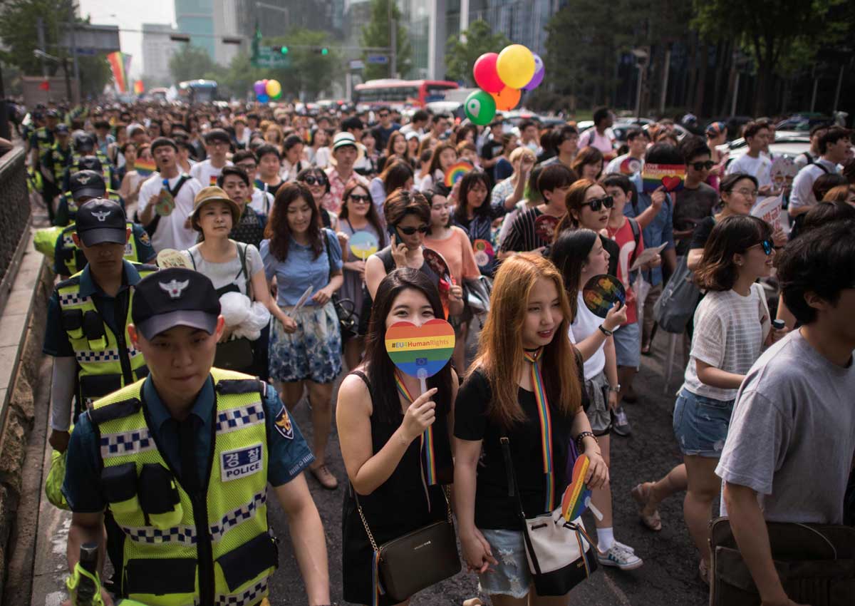 Thousands march through central Seoul in pride parade, Asia News AsiaOne