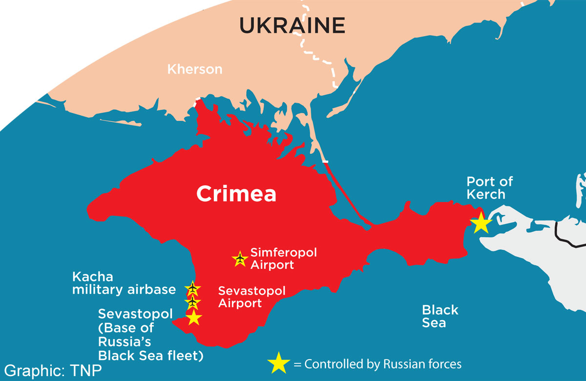 Ukraine crisis: Crimea said to close air space to commercial flights