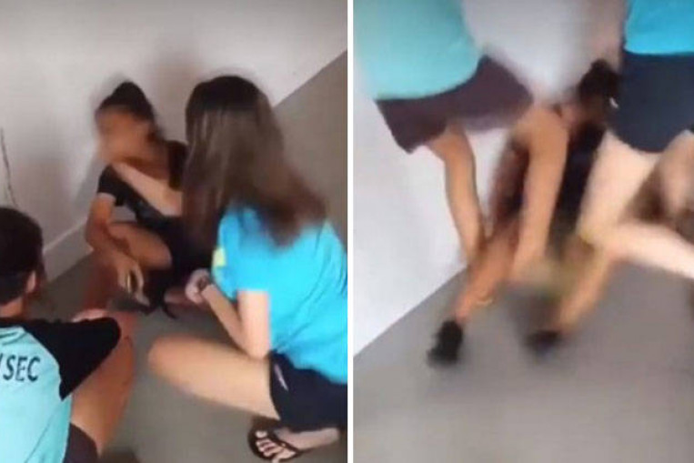 Lesbian slap fight