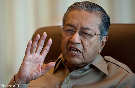 Mahathir Will Not Accept Challenge From Lim Kit Siang To Contest Gelang Patah