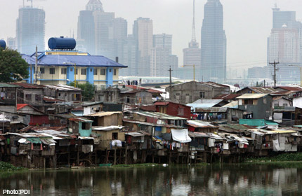 Manila's squatters must be relocated