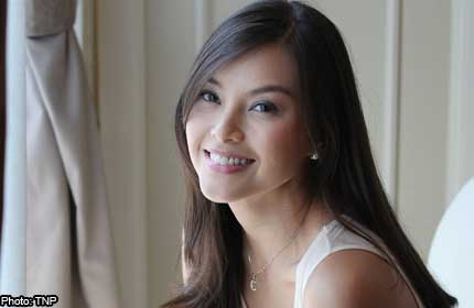 Carmen Soo Ties The Knot