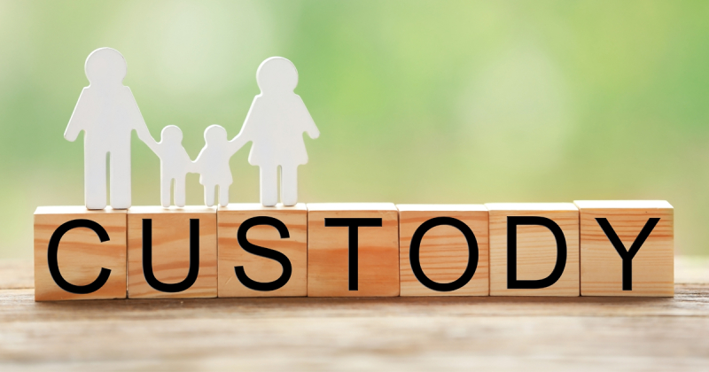 define custodial parent