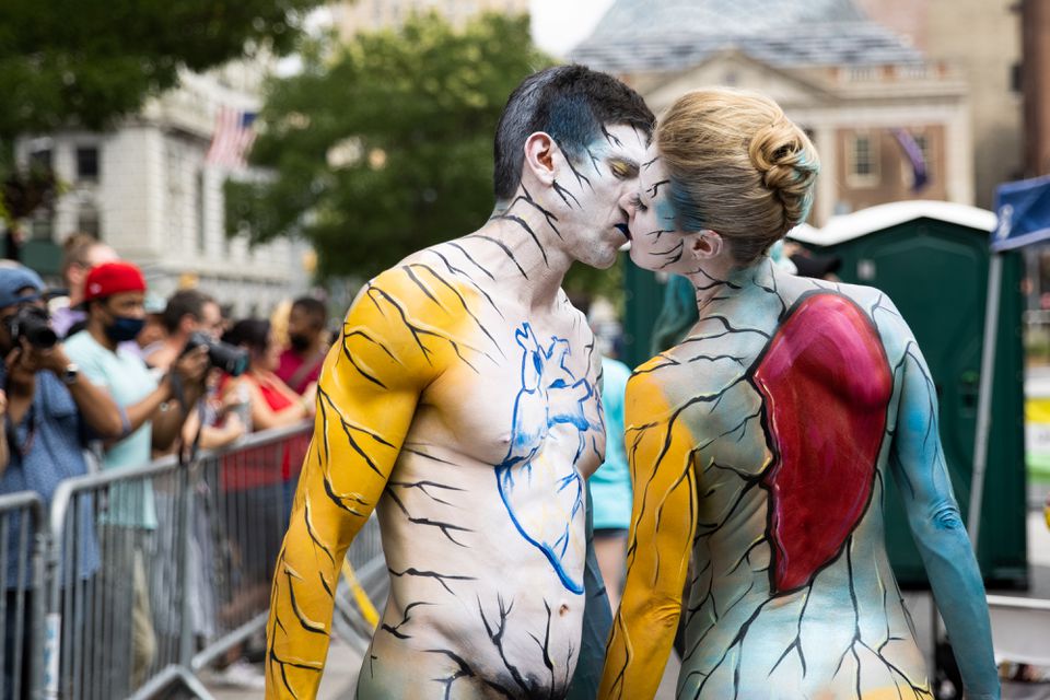 Models shed clothes for annual Bodypainting Day in New York City, World