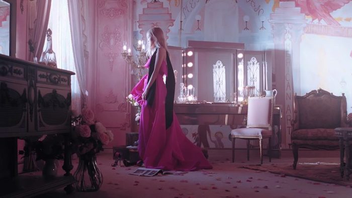 5 looks from Blackpink Rosé's new MV you can easily recreate, Lifestyle ...