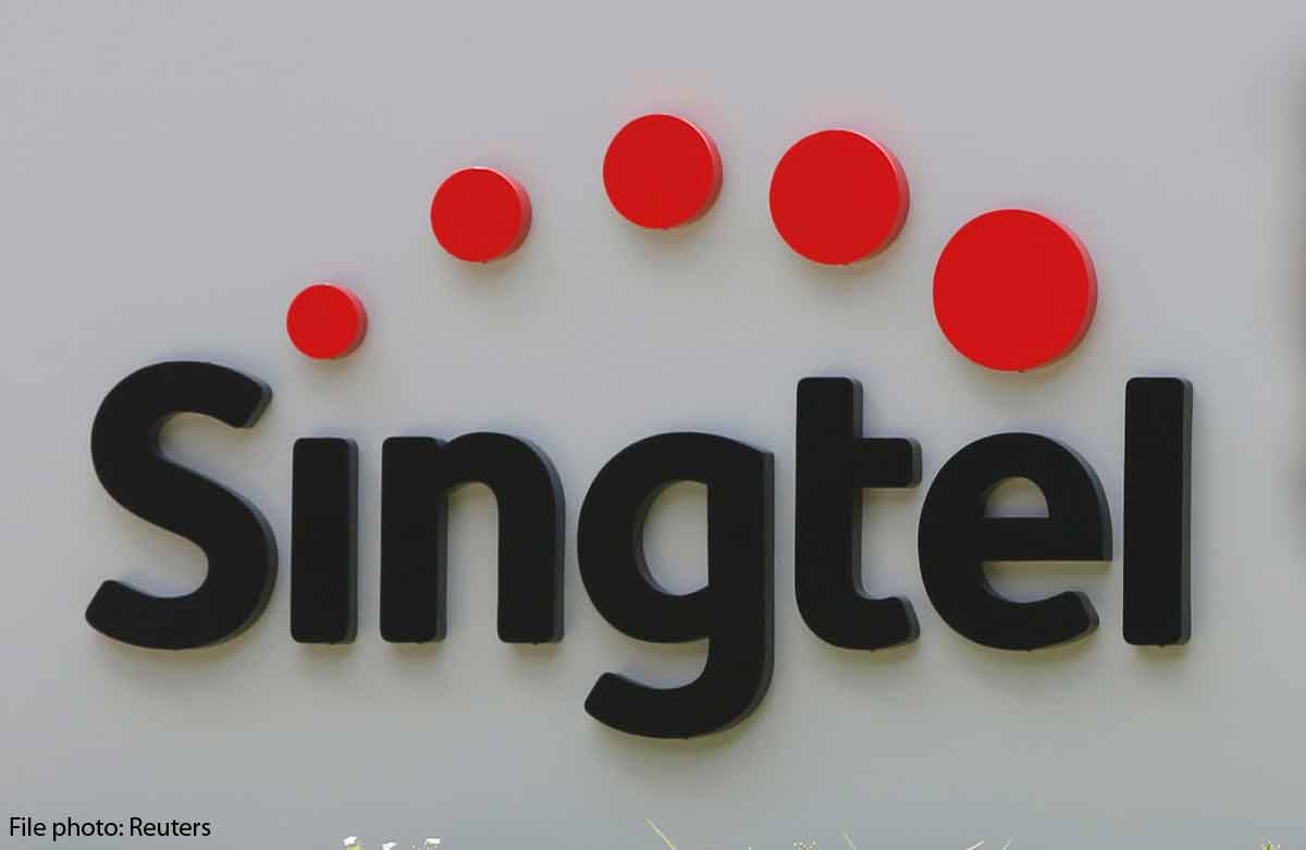 Singtel waives mobile data fees on May 1, Singapore News - AsiaOne