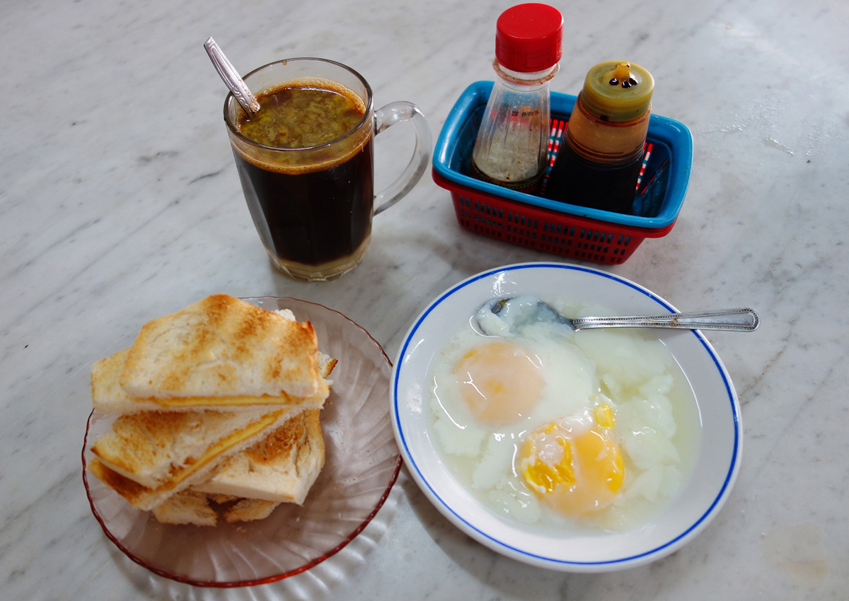 hotel-continental-breakfast-meaning-history-parade