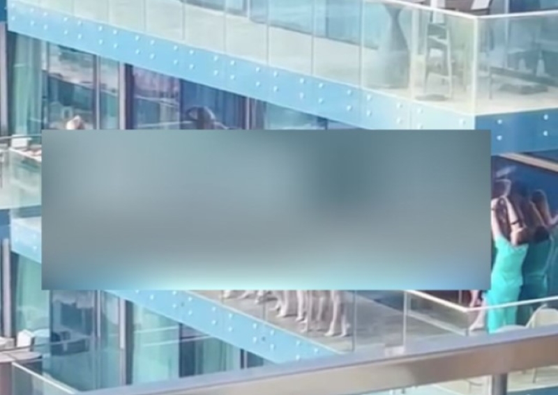 Dubai Orders Deportations For Naked Balcony Photo Shoot Asia News Asiaone 8261