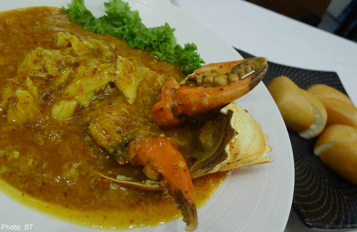 Really tasty shell-less crabs at Cove 99, Food News - AsiaOne