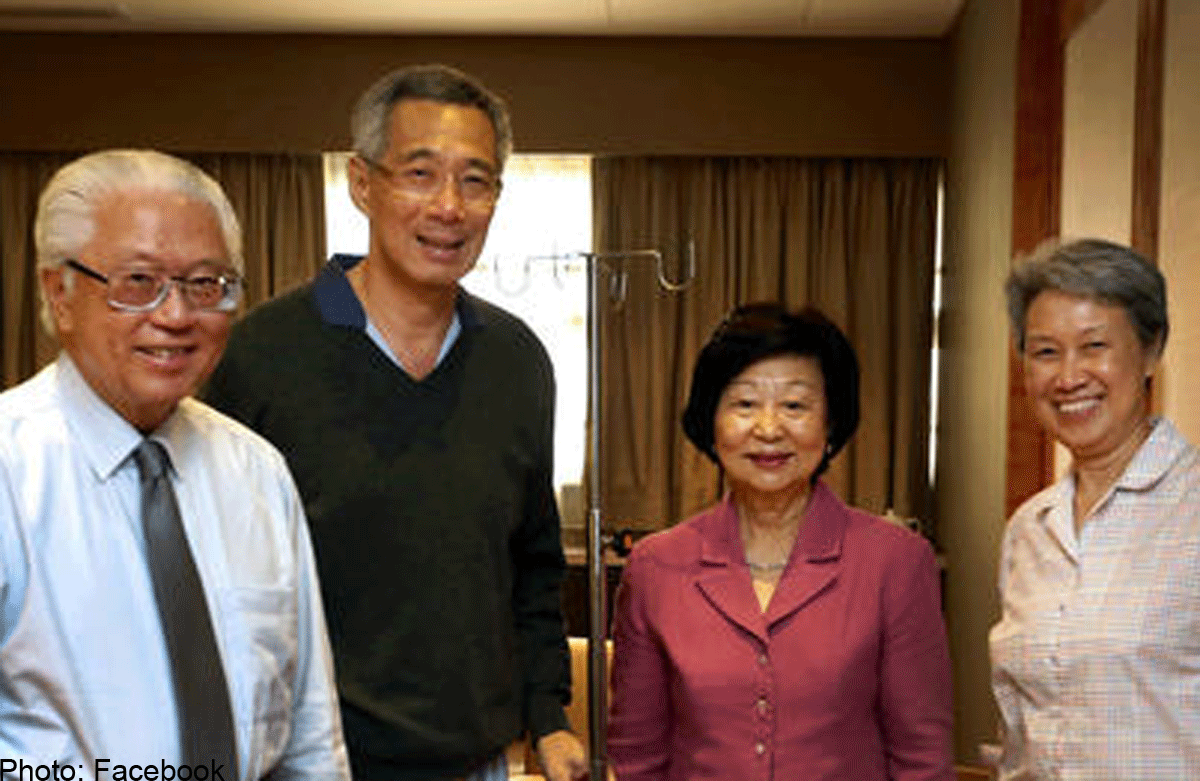 PM walking around ward, receives visit from President Tan, Singapore ...