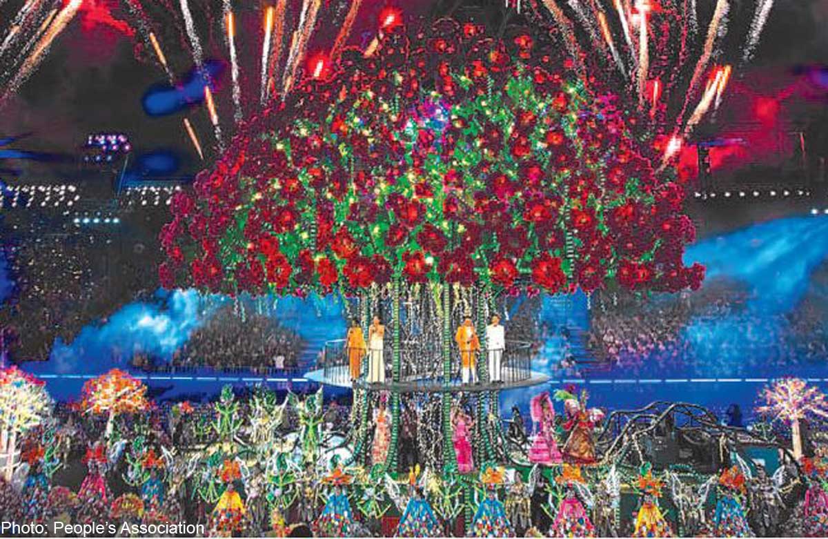 Chingay 2015: Man behind giant floats, Singapore News - AsiaOne