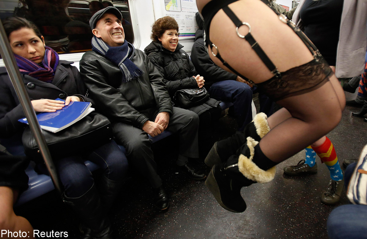 Legs Bared For Annual No Pants Commute World News Asiaone