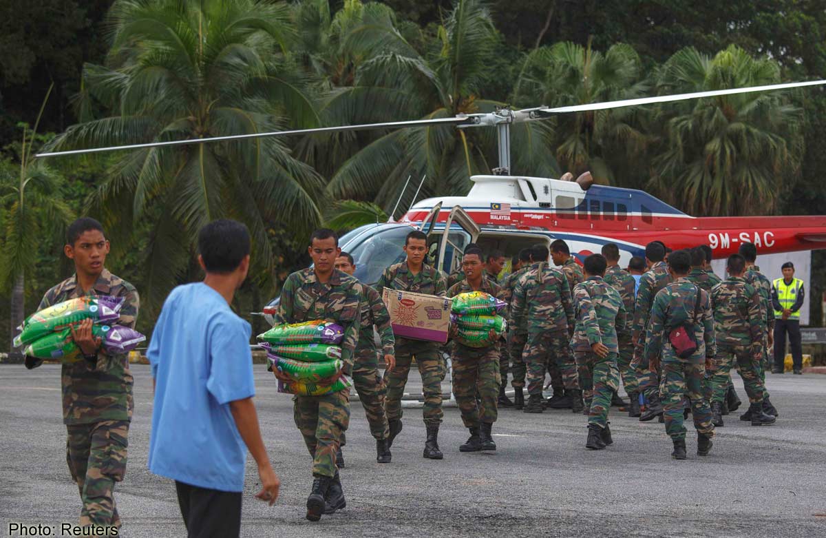 4 crew injured in Malaysia relief helicopter crash, Malaysia News AsiaOne