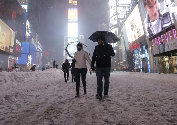 Massive Blizzard Paralyzes New York And Washington 19 Dead World News Asiaone
