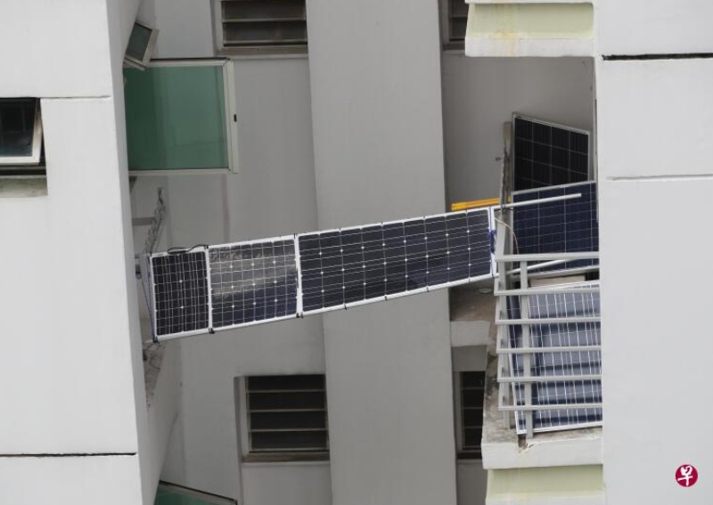 Diy Power Man Hangs Solar Panel Outside Punggol Flat Singapore News Asiaone