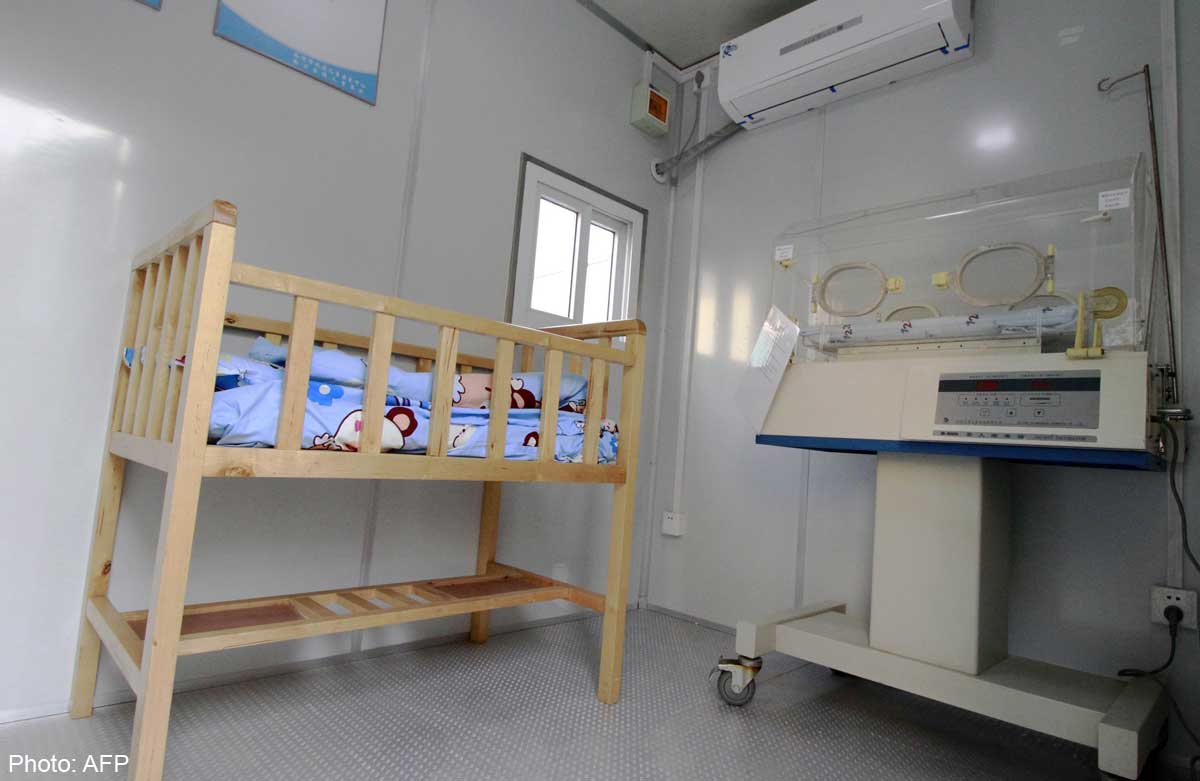 Five babies a day left at Chinese city's 'baby hatch', Asia News - AsiaOne