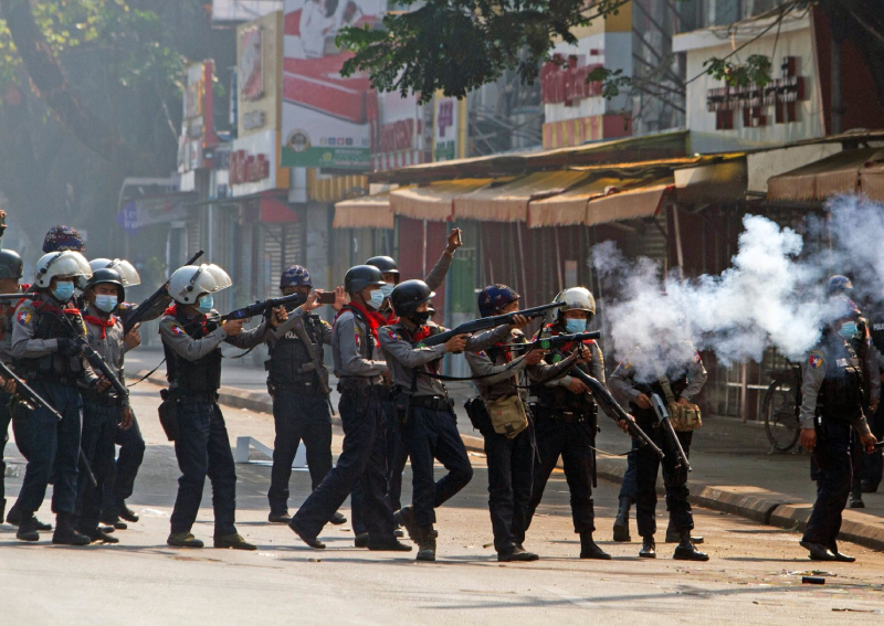 Myanmar coup: 19 policemen seek shelter in India to avoid military ...