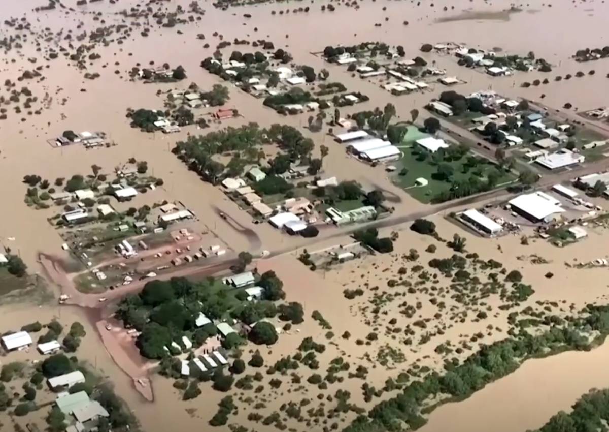 Heavy Rain In Australia Triggers Flood Evacuations In Queensland, World ...