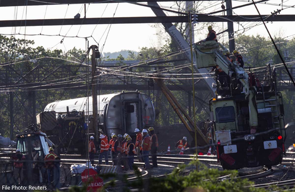 Philadelphia Train Crash Engineer Lays Low As Scrutiny Heats Up World News Asiaone