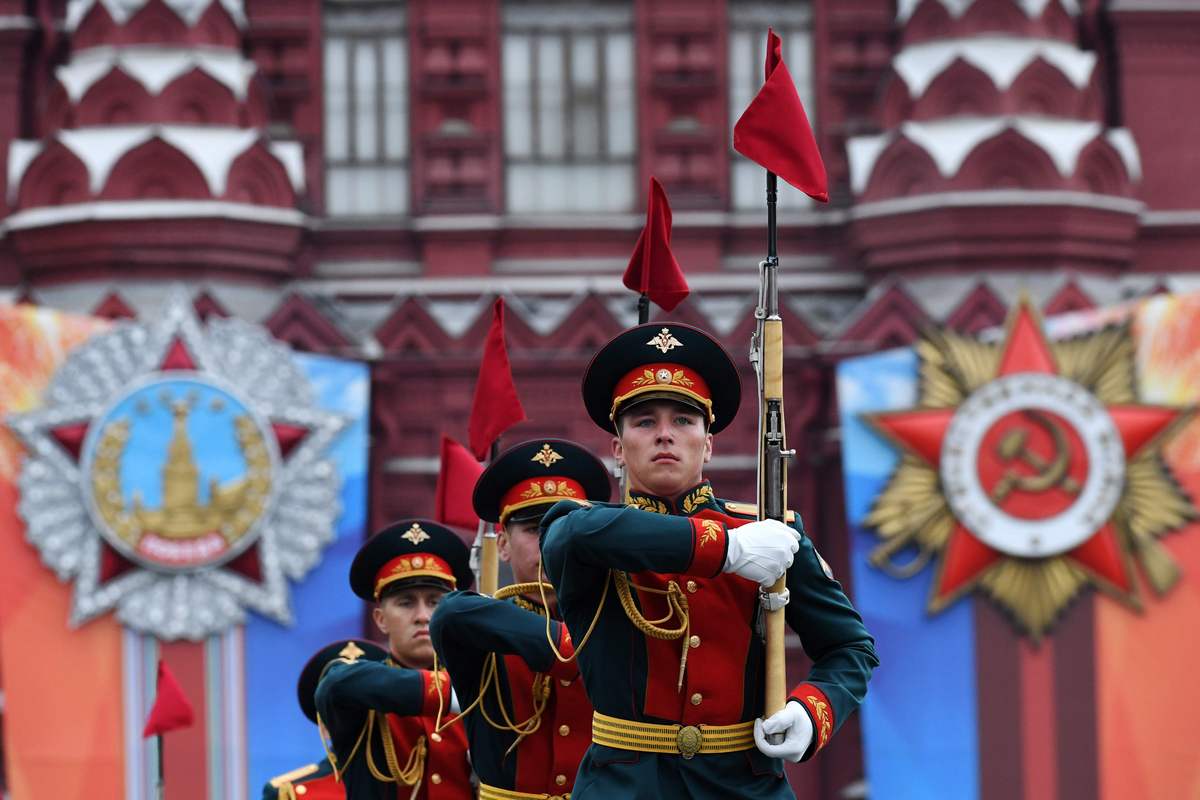 Russia Shows Off Military Hardware In Red Square Parade, World News 