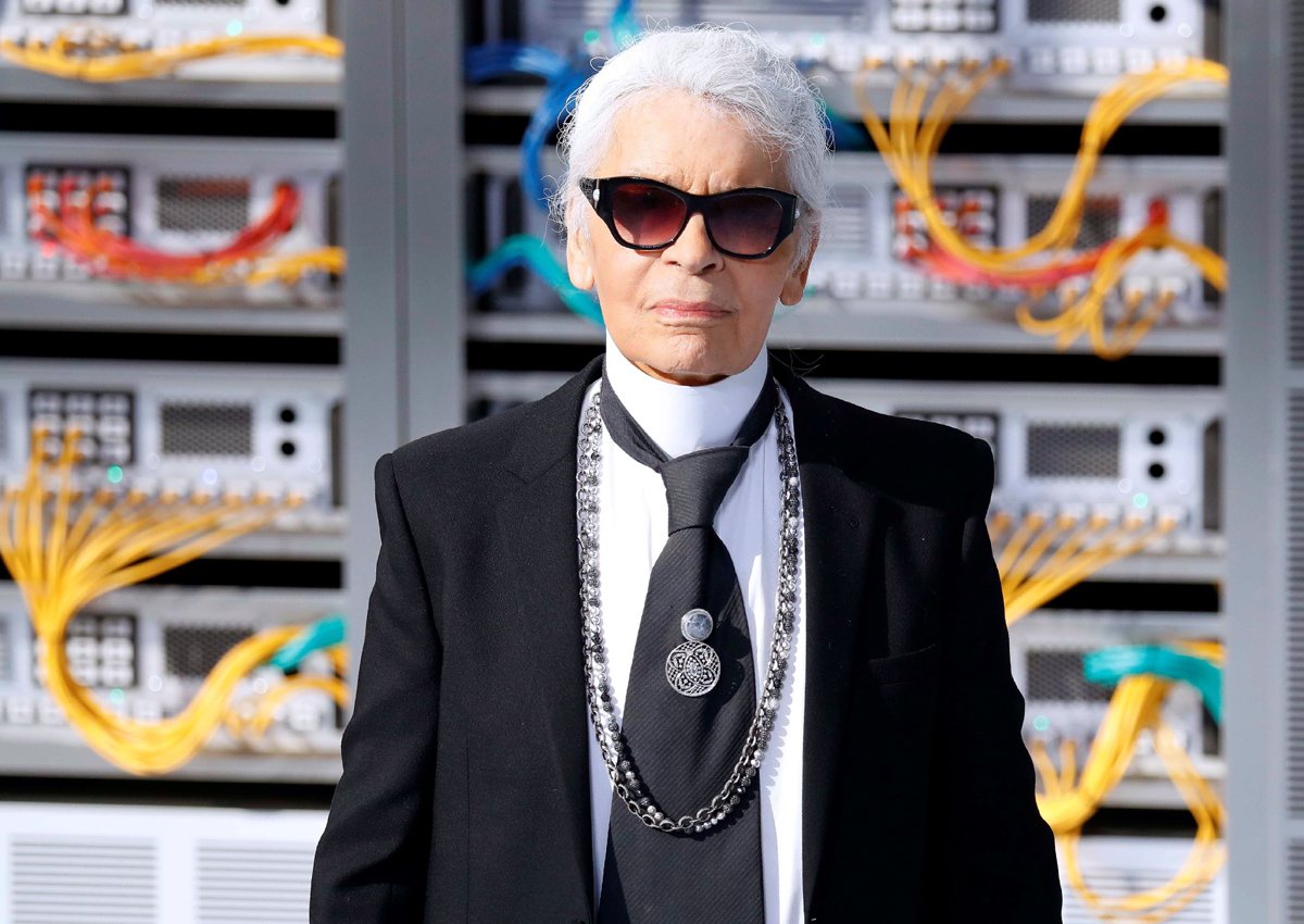 Haute-couture designer Karl Lagerfeld has died: Paris Match magazine ...