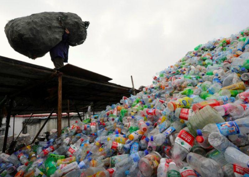 China's plastic waste mountain the biggest in the world: Study, China