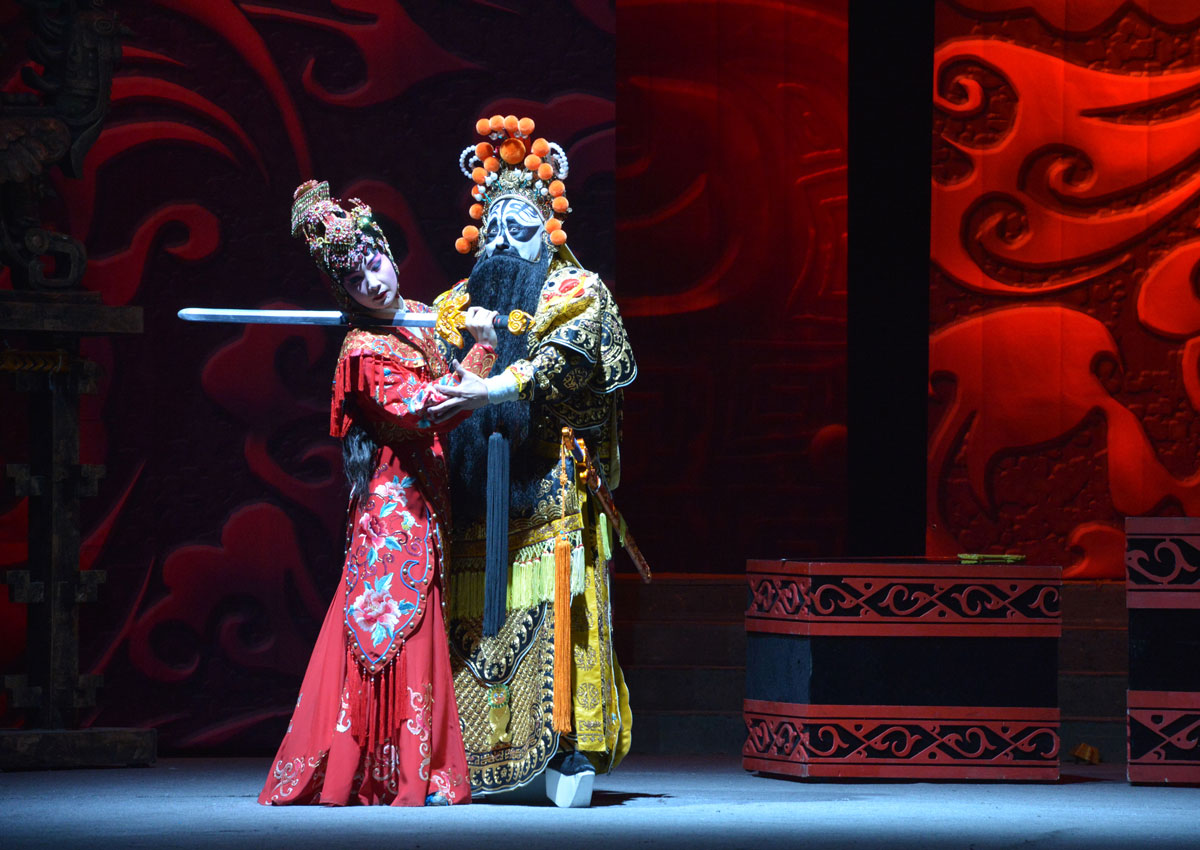 chinese opera student sings from audience