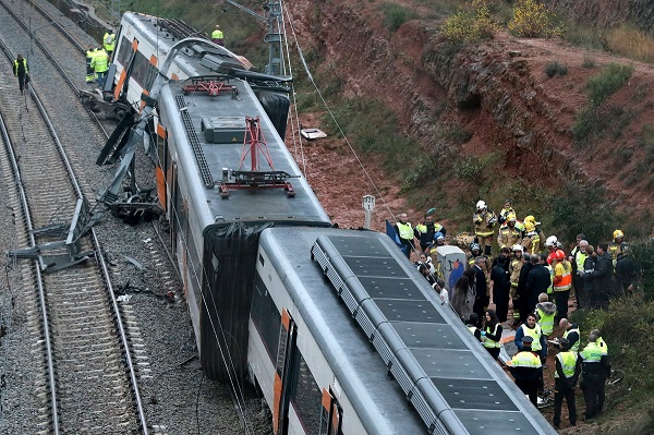 Train Derails In North Spain, Killing 1, 44 Hurt, World News - AsiaOne