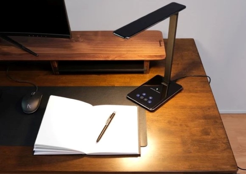 desk with lamp