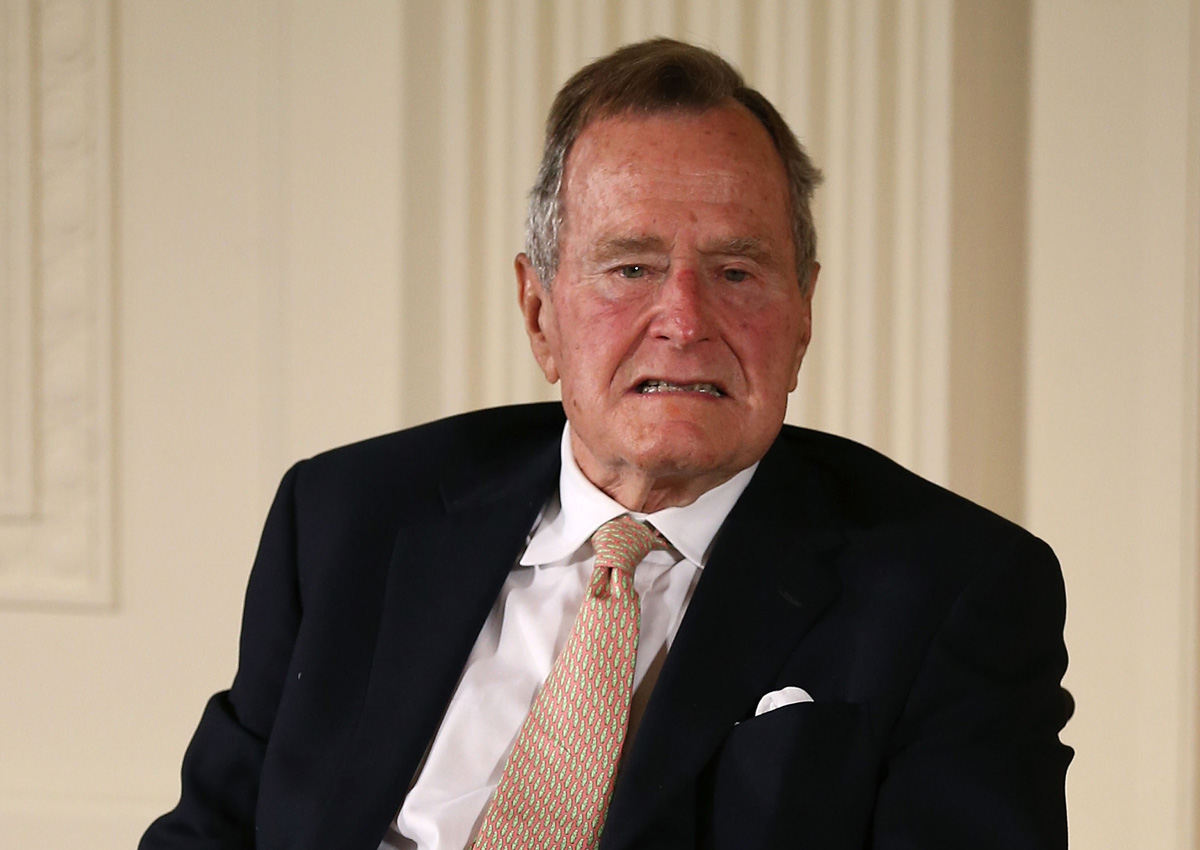 Ex President George Hw Bush Apologises After Actress Accuses Him Of Groping World News Asiaone