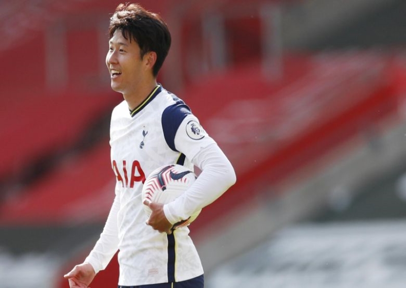 Korean Fans Abandon Manchester United For Tottenham Thanks To Son Heung Min World Asia News Asiaone