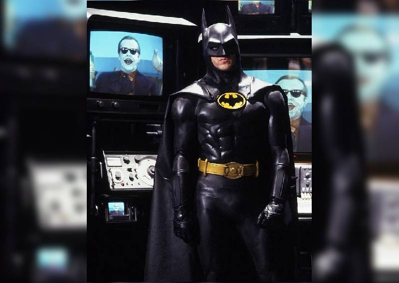 Michael Keaton, 70, can still fit into his original 1989 Batsuit,  Entertainment News - AsiaOne