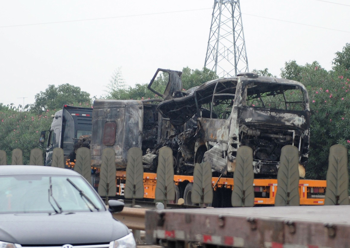 At Least 22 Dead In China Road Crash, Victims' Remains Fused Together ...