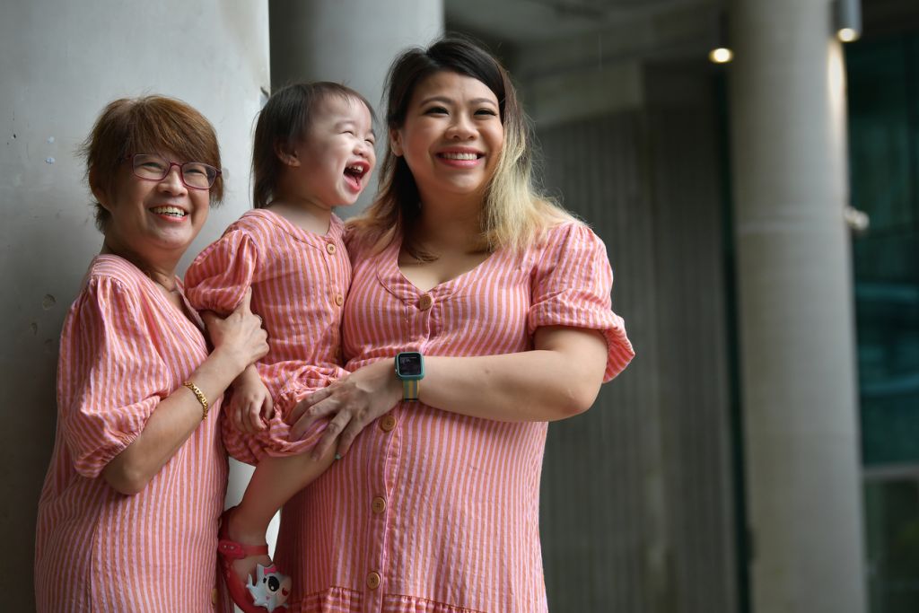 Pregnant Sporean Mum And Family Thankful To Be Alive After Dream