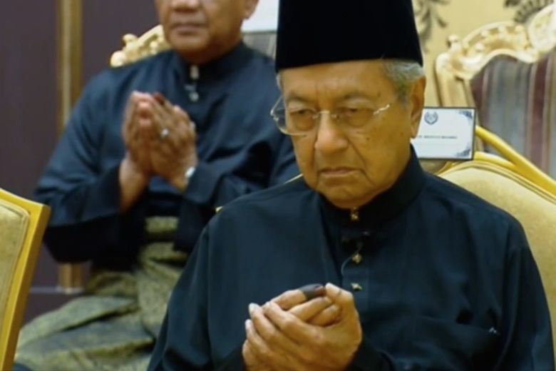 Mahathir Scores Shocking Win In Malaysian Election | AsiaOne