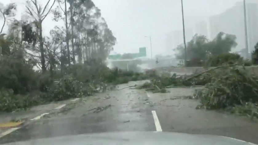 Typhoon Mangkhut leaves trail of destruction in HK, China and ...