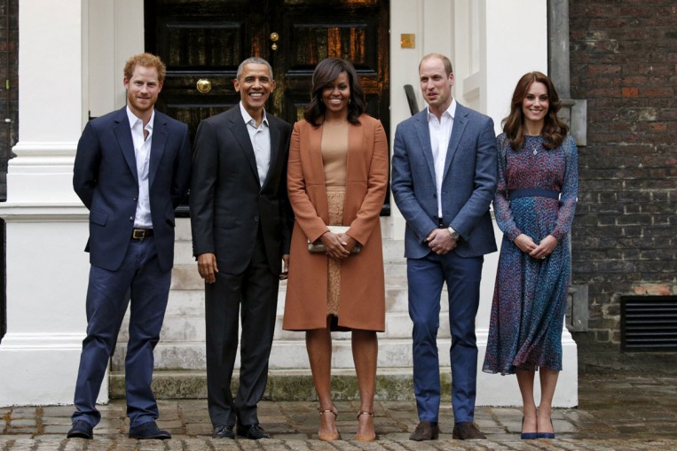 Obama meet royalties on visit to UK | AsiaOne
