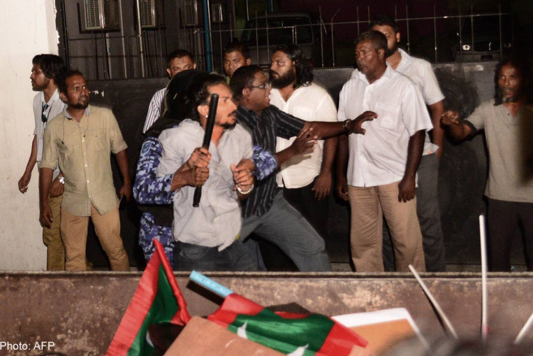 Arrests In Maldives After Mass Protest Over Ex Leaders Detention Asia 